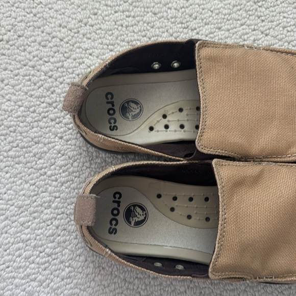 CROCS Tan Slip-On Canvas Loafers Comfortable Casual Footwear - Picture 2 of 6